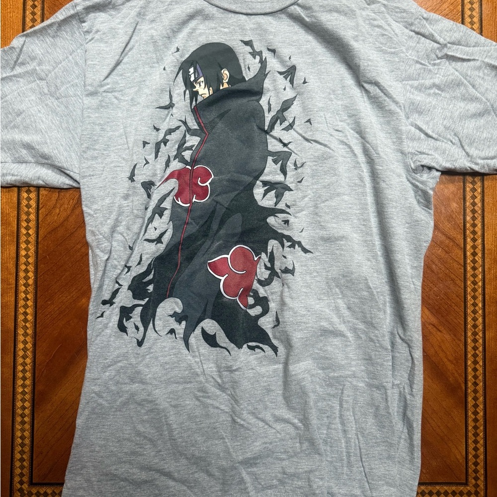 Ripple Junction Gray and Black Short Sleeve Tee with Graphic Design